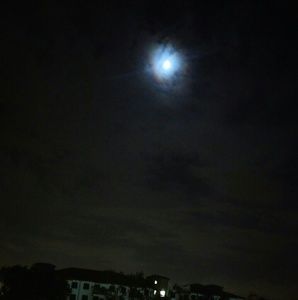 GOOD MORNING, LA LUNA